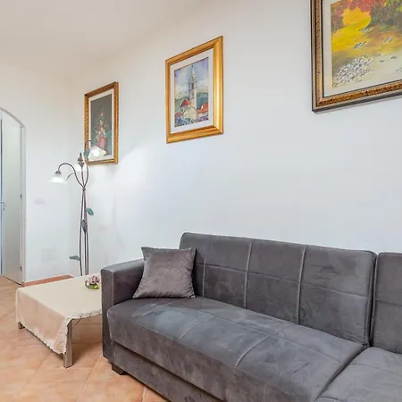 2 In In Campagna Appartamento Olbia