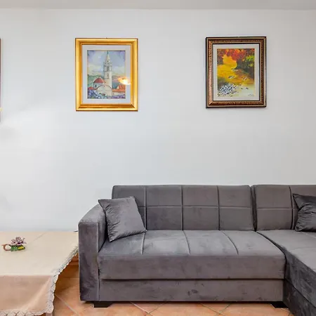 Apartamento 2 In In Campagna